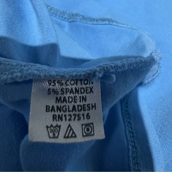 💝 Women’s Short Sleeve Shirt -Size 2X💝 - Picture 5 of 5